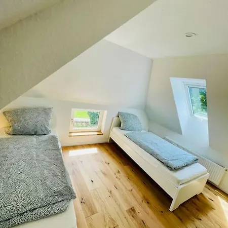 - Haus Burhave * Butjadingen