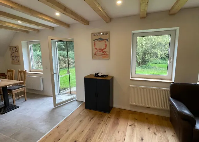 - Haus Burhave *